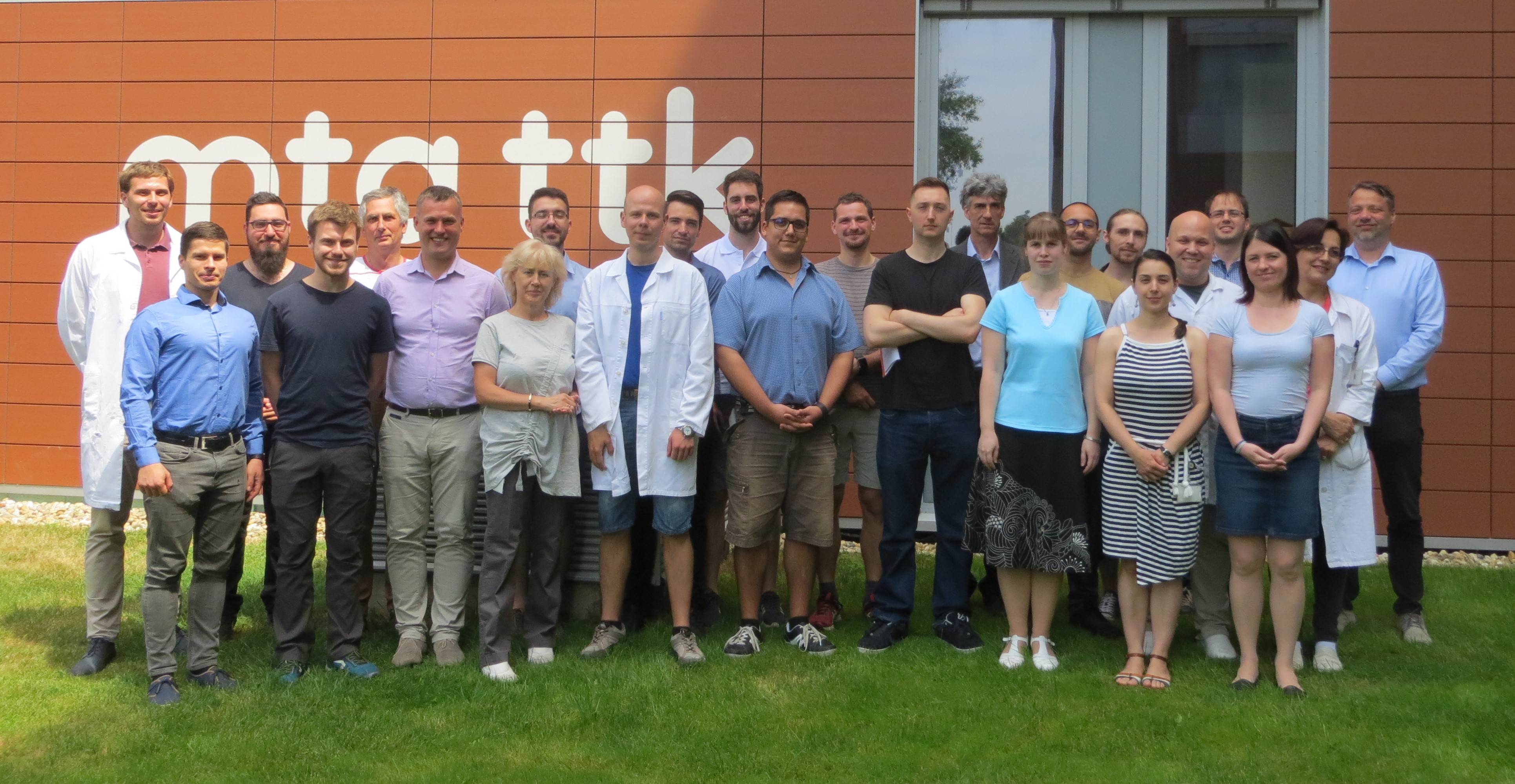 MTA TTK Gyógyszerkémiai Kutatócsoport - csoportkép