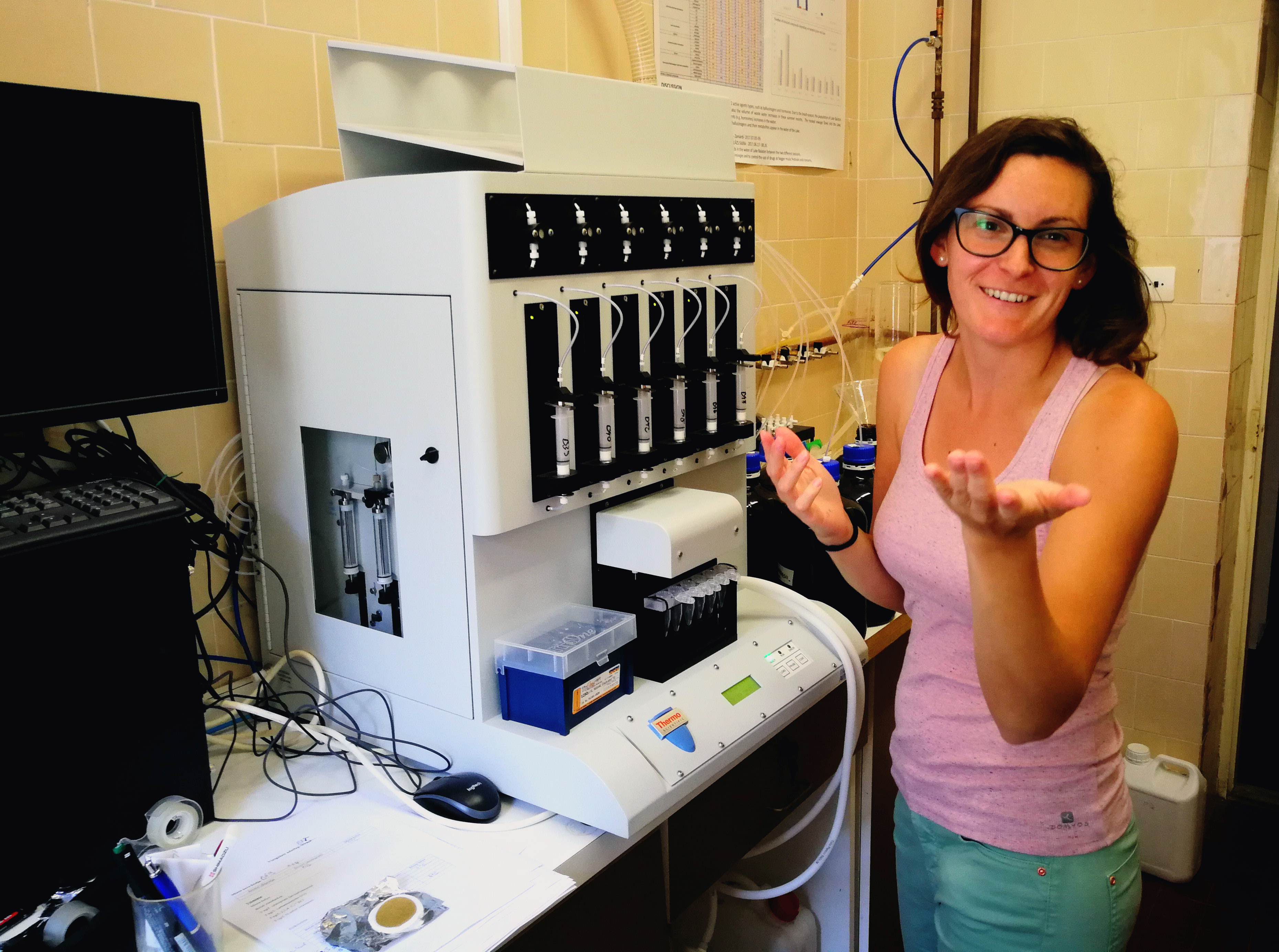 MTA-ÖK BLI_NAP Adaptációs Neuroetológiai Kutatócsoport – Dr. Molnár Éva. Gyógyszerhatóanyag-kimutatás előkészítése automata SPE rendszerrel MTA-ÖK BLI_NAP Adaptációs Neuroetológiai Kutatócsoport – Dr. Molnár Éva. Gyógyszerhatóanyag-kimutatás előkészítése automata SPE rendszerrel